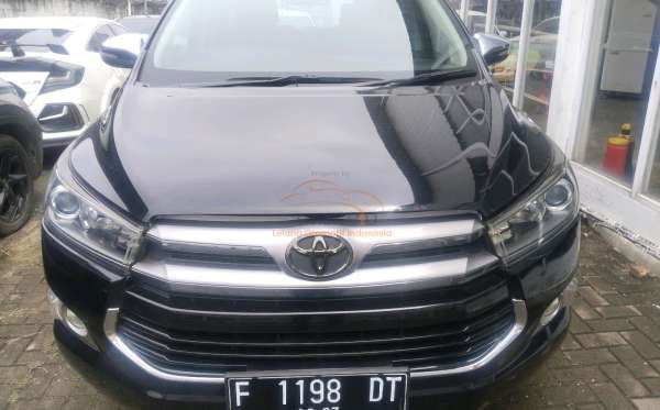 TOYOTA INNOVA  2.0 Q