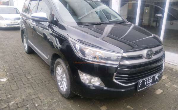 TOYOTA INNOVA  2.0 Q