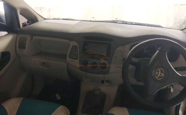 TOYOTA KIJANG INNOVA G