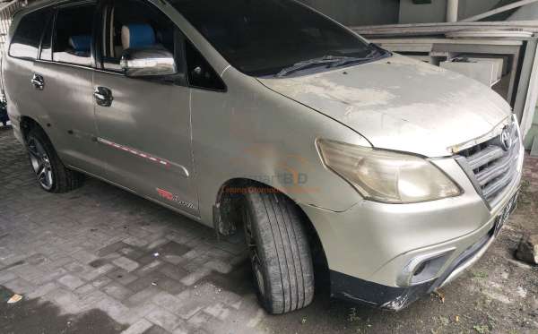 TOYOTA KIJANG INNOVA G