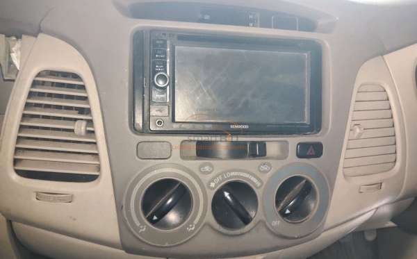 TOYOTA KIJANG INNOVA G