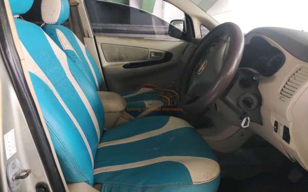 TOYOTA KIJANG INNOVA G