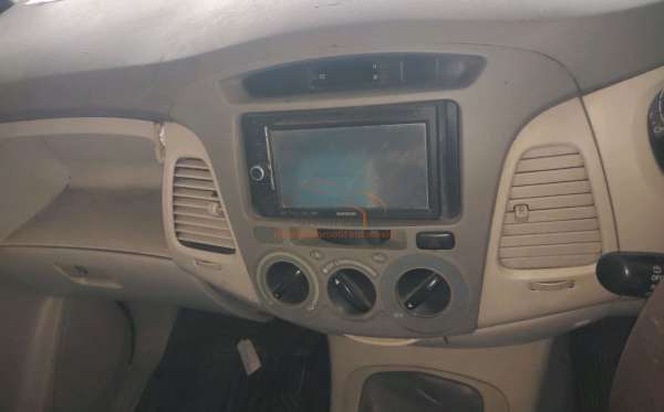 TOYOTA KIJANG INNOVA G