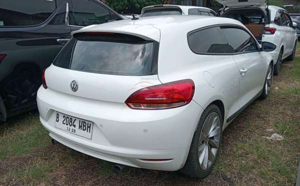VW SCIROCCO 1.4 AT