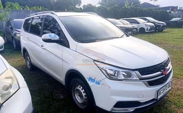 WULING CORTEZ 1.5 ST