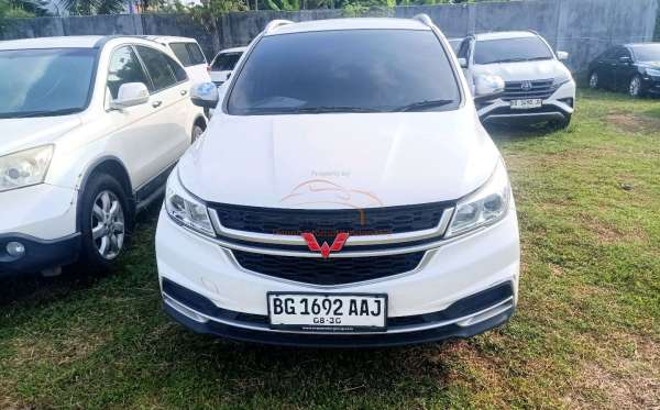 WULING CORTEZ 1.5 ST