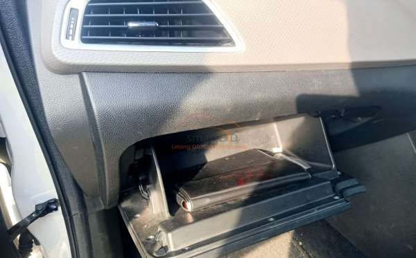 WULING CORTEZ 1.5 ST