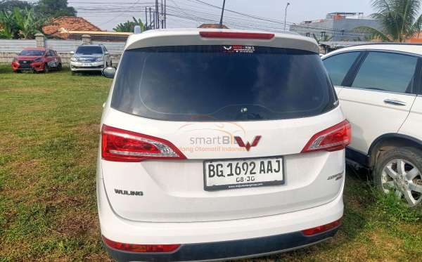 WULING CORTEZ 1.5 ST