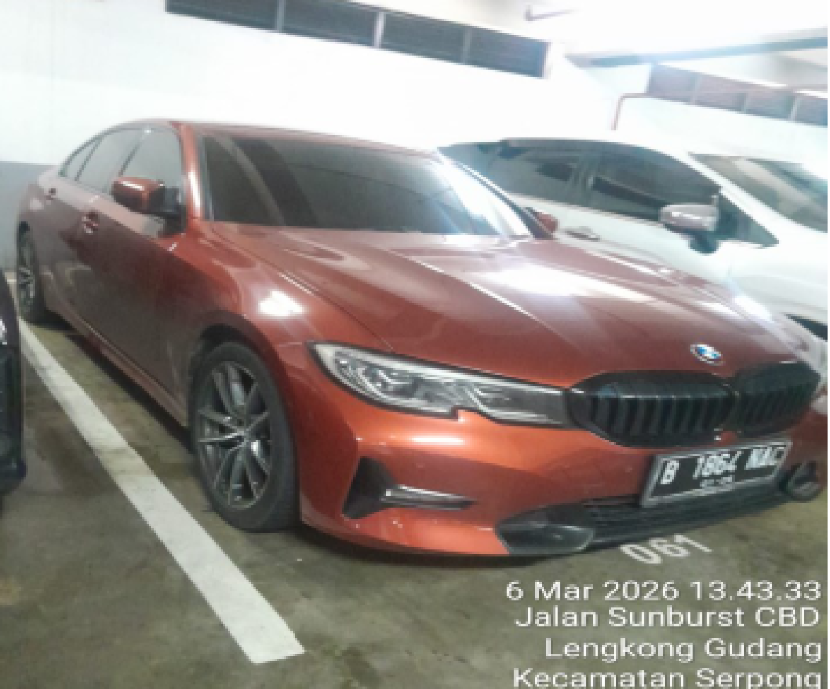 BMW  320I  CKD AT