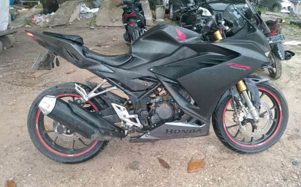 HONDA ALL NEW CBR 150 R