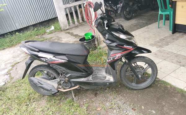 HONDA  BEAT