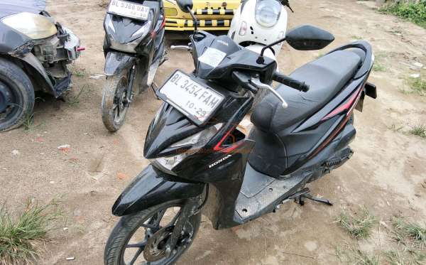 HONDA  BEAT