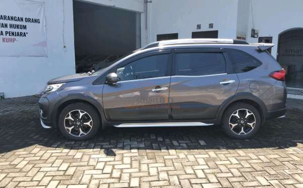 HONDA BR-V PRESTIGE