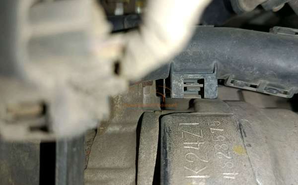 HONDA CR-V RE1 2WD 2.4 A/T