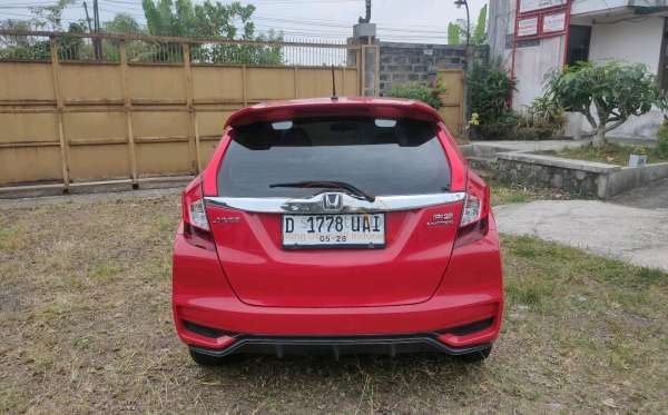 HONDA JAZZ GK5 1.5 RS