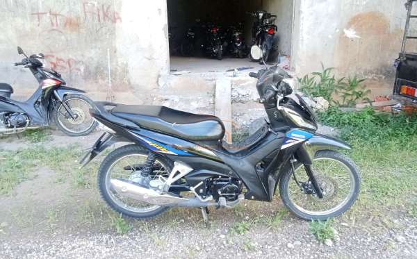 HONDA  REVO