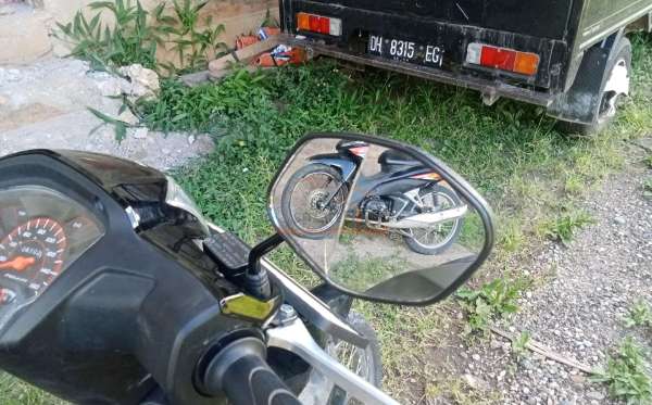 HONDA  REVO