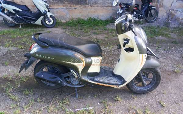 HONDA SCOOPY