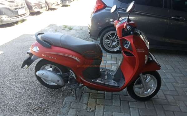 HONDA SCOOPY