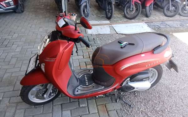HONDA SCOOPY