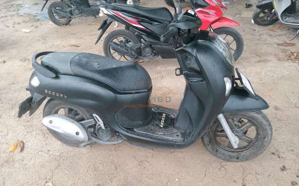 HONDA SCOOPY