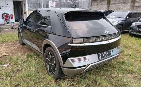 HYUNDAI IONIQ 5 EV SIGNATURE