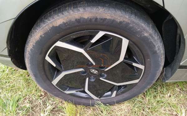 HYUNDAI IONIQ 5 EV SIGNATURE