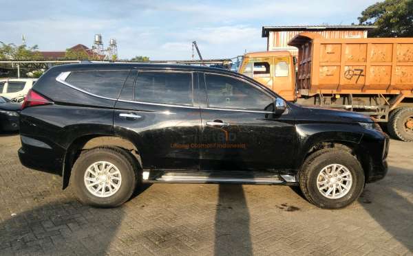 MITSUBISHI PAJERO SPORT 2.5L GLX (4X4)