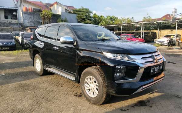 MITSUBISHI PAJERO SPORT 2.5L GLX (4X4)