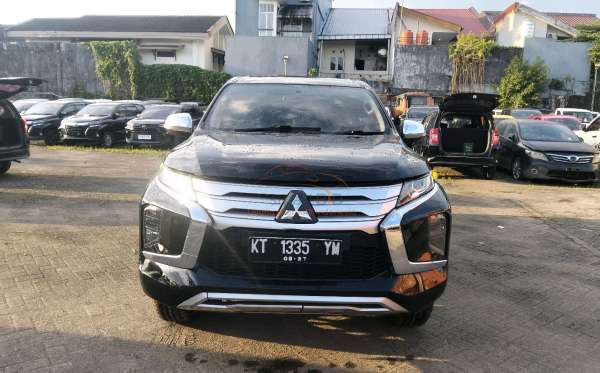 MITSUBISHI PAJERO SPORT 2.5L GLX (4X4)