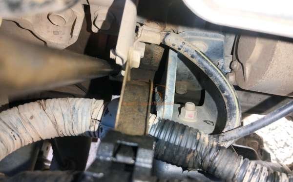 MITSUBISHI PAJERO SPORT 2.5L GLX (4X4)