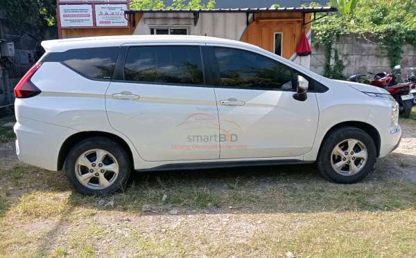 MITSUBISHI  XPANDER  GLS