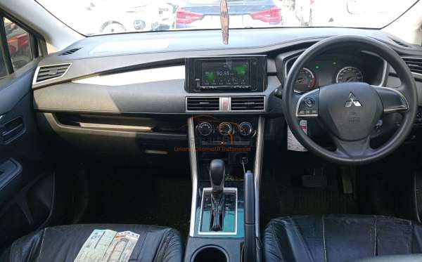 MITSUBISHI  XPANDER  GLS