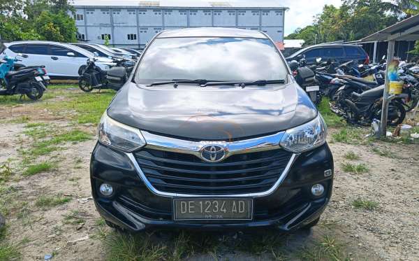 TOYOTA AVANZA