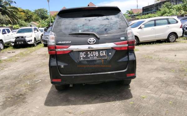 TOYOTA AVANZA