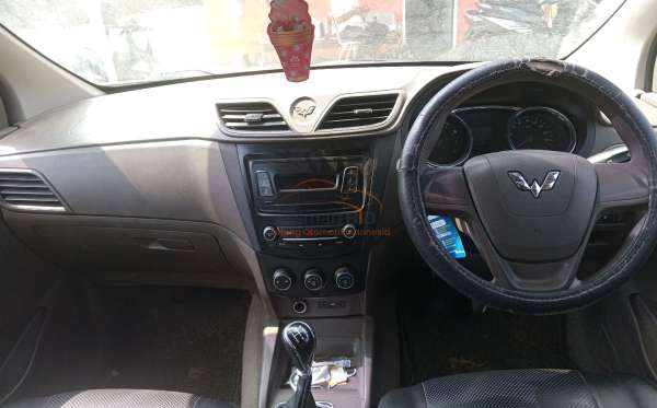 WULING CONFERO 1.5 DB MY (4X2)