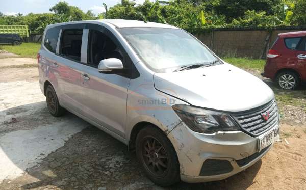 WULING CONFERO 1.5 DB MY (4X2)