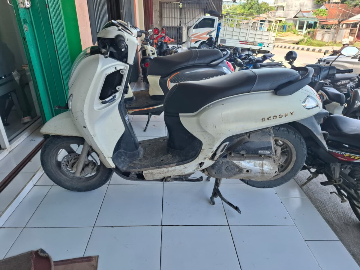 HONDA SCOOPY