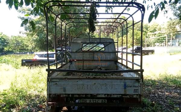 DAIHATSU GRAN MAX PICK-UP