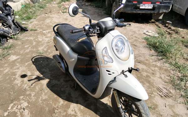 HONDA  SCOOPY