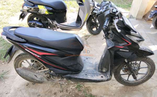 HONDA  BEAT