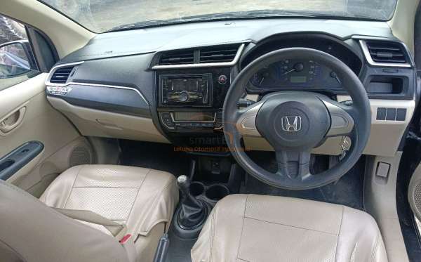 HONDA  MOBILIO  E