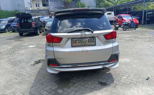 HONDA  MOBILIO  DD4 1.5 RS