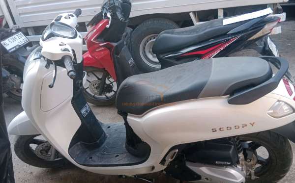 HONDA SCOOPY PRESTIGE