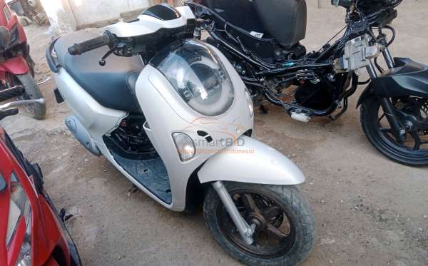 HONDA SCOOPY PRESTIGE