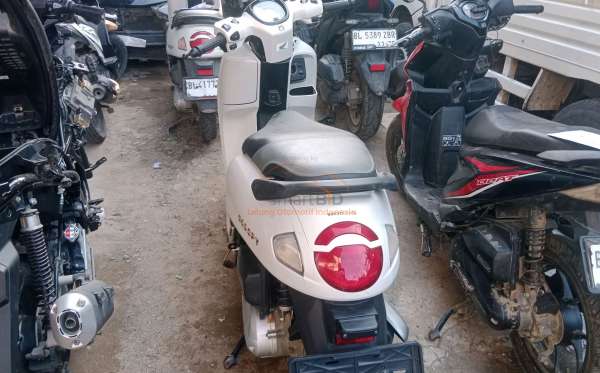 HONDA SCOOPY PRESTIGE