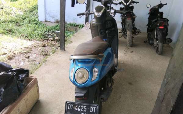 HONDA SCOOPY STYLISH