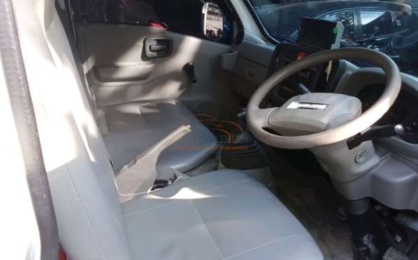 ISUZU PU
