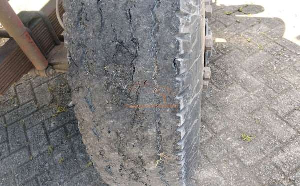 MITSUBISHI Fuso FN 527ML K (6×4)