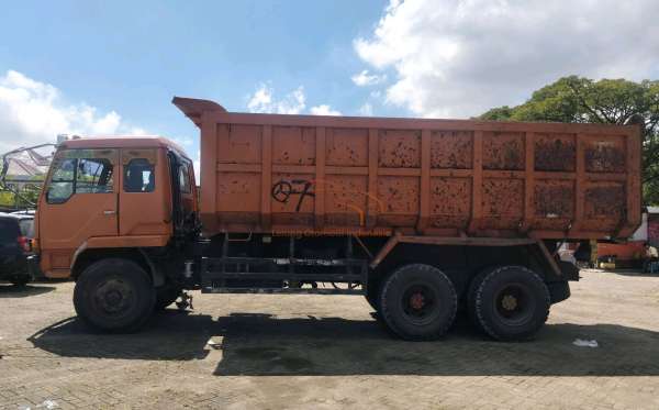 MITSUBISHI Fuso FN 527ML K (6×4)